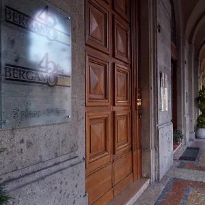 Pensionat 43, Bergamo