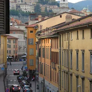 Casa de hóspedes Center Nice, Bérgamo
